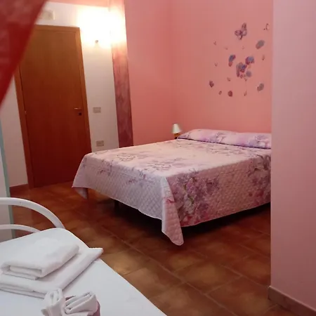 호스텔 Ambrosiahostel Alessandria del Carretto