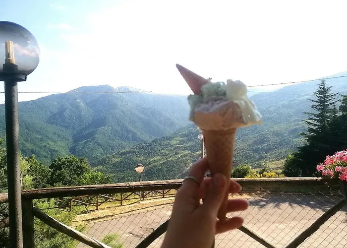 Ambrosiahostel Auberge de jeunesse *